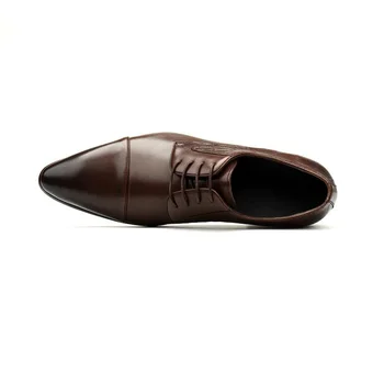 Модел мъжки обувки от естествена кожа, черни, кафяви Сватбени обувки, Мъжки Бизнес Офис обувки дантела с остри пръсти, Размер 37-45